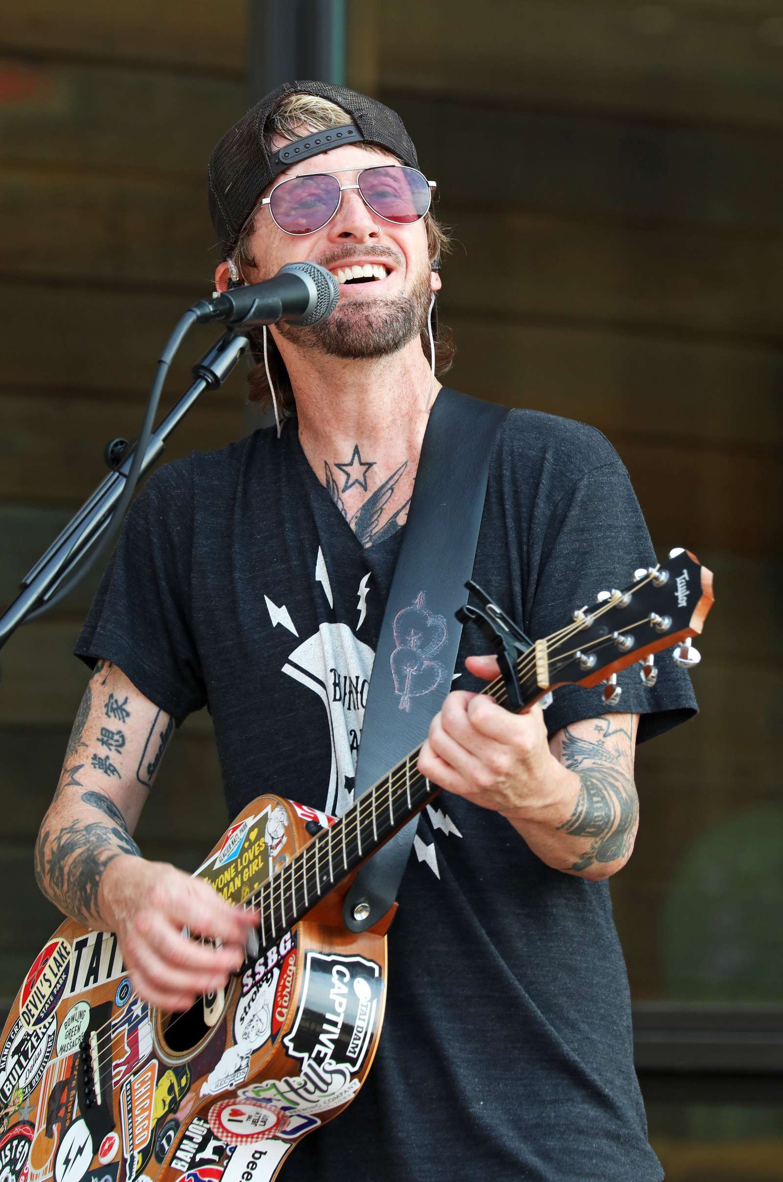Joshua Sinclair, musician